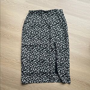 Abercrombie Floral Black and White Women's Midi Slit Skirt